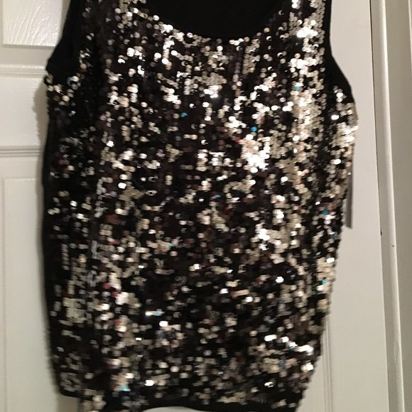 Plus Size Sequin Tank Top - Picture 2 of 3